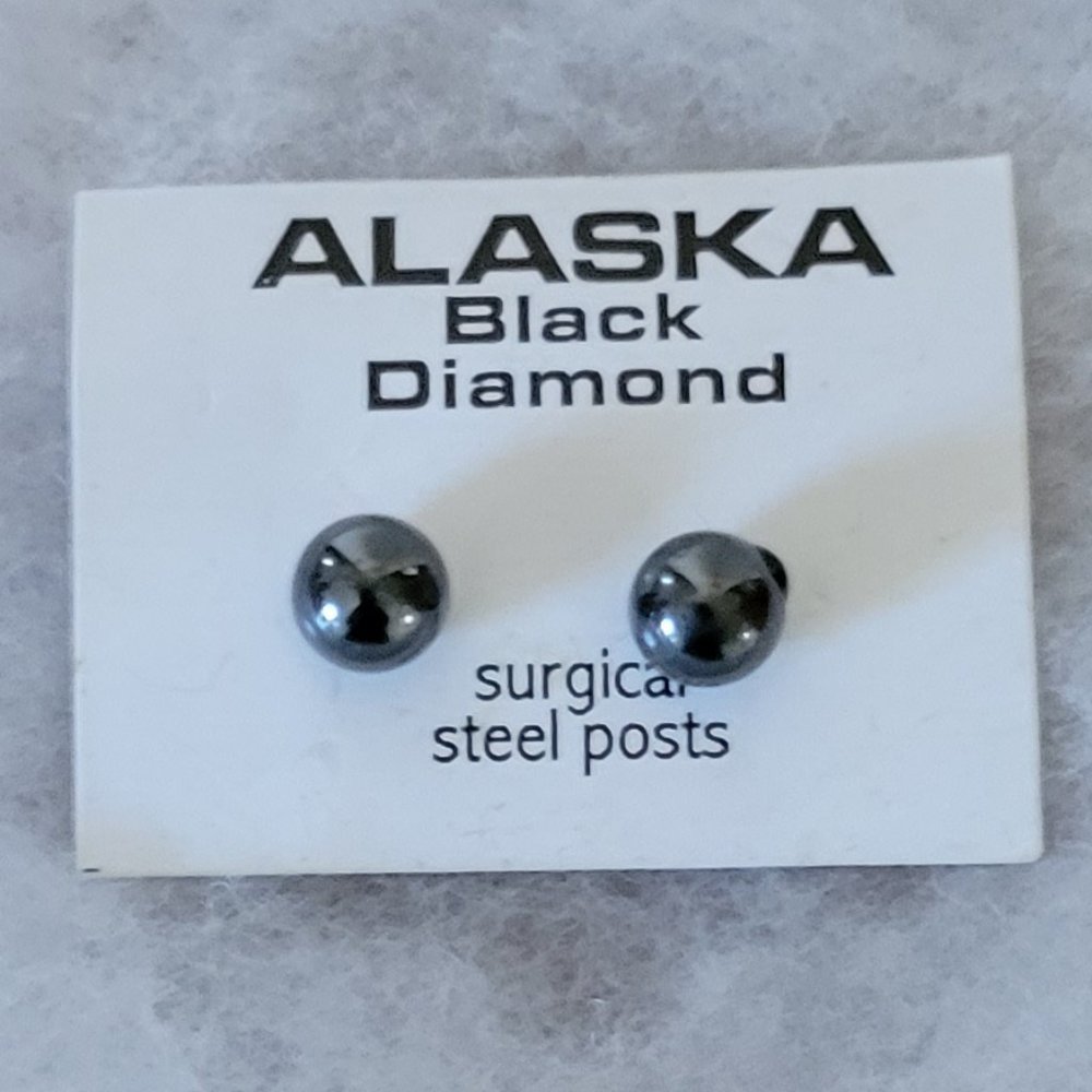 ❣️HP❣️ Alaska black Diamond surgical steel posts - never worn
